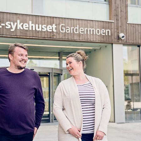 Cathinka Guldbergs Hotell Gardermoen Есхейм Екстер'єр фото